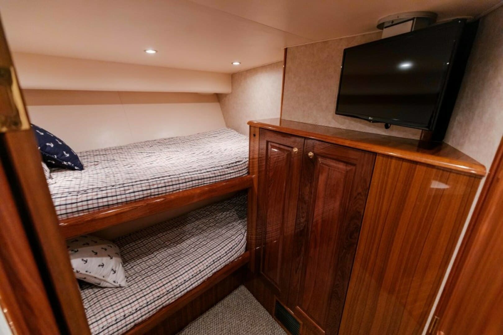 2006 Viking 74 Convertible - KICKBACK