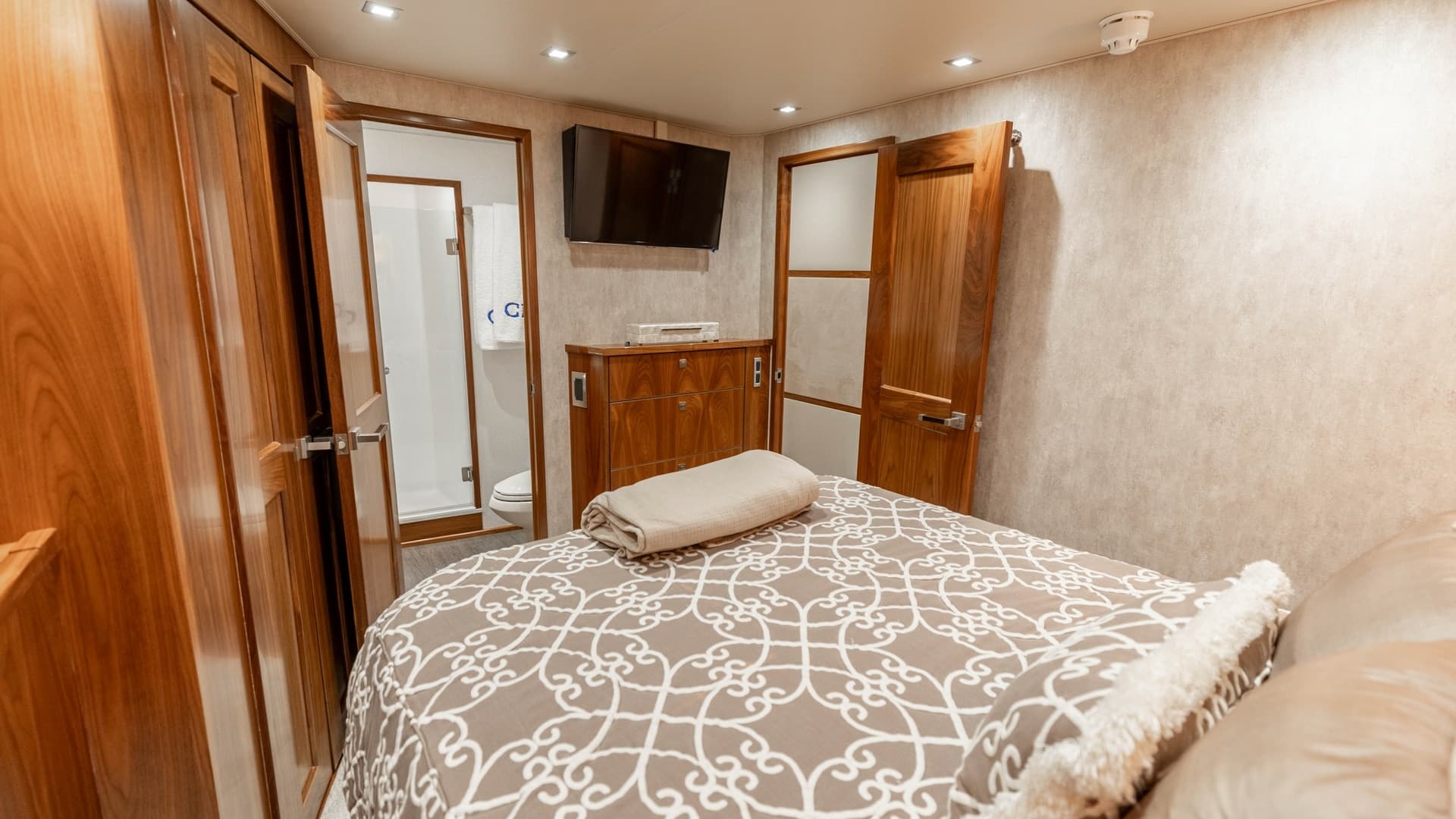 Luxurious Guest Stateroom