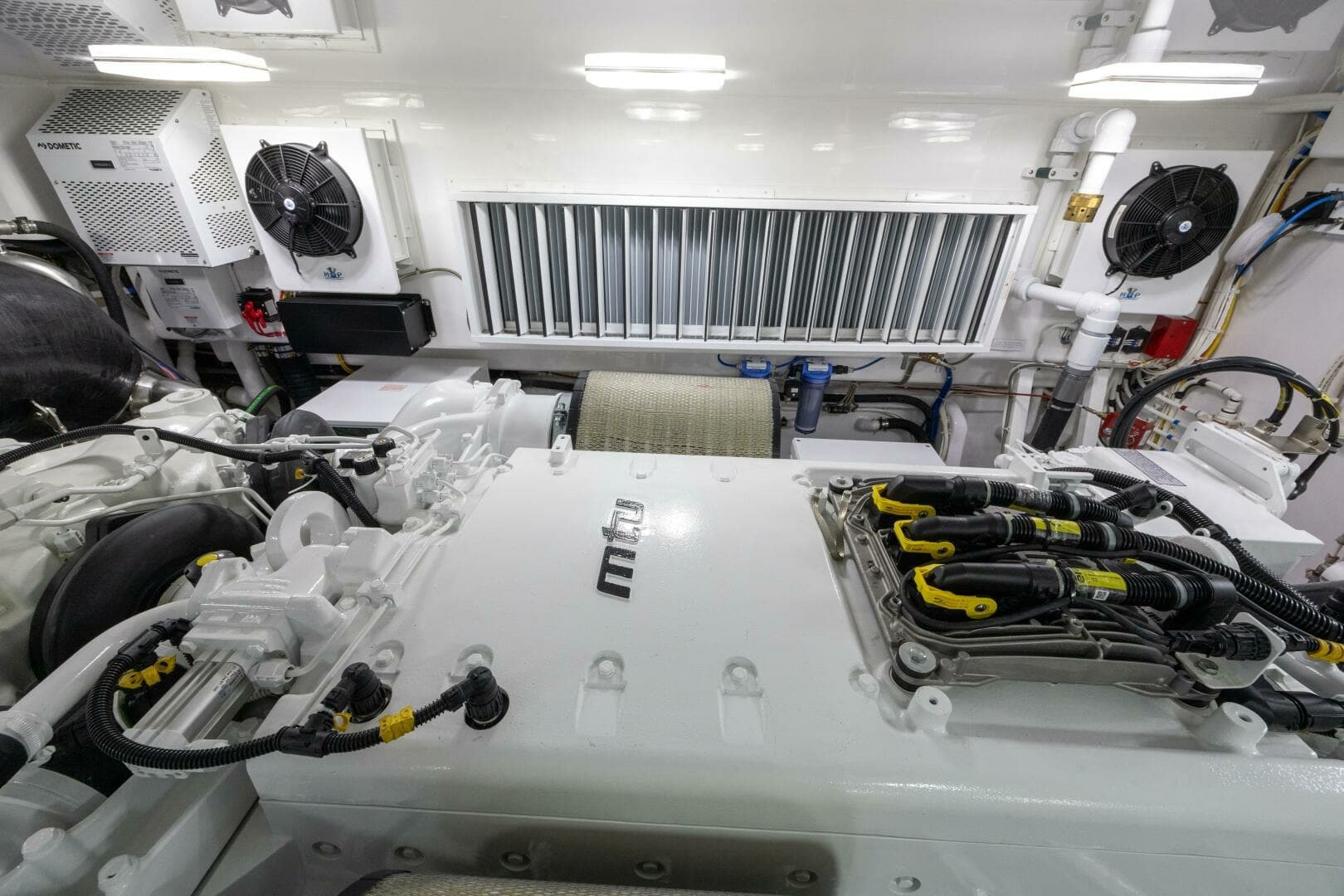 2025 82 Viking Convertible Boujie Engine Room (11)