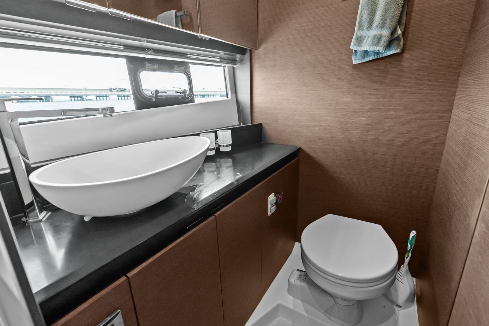 2020 Prestige 460 Flybridge