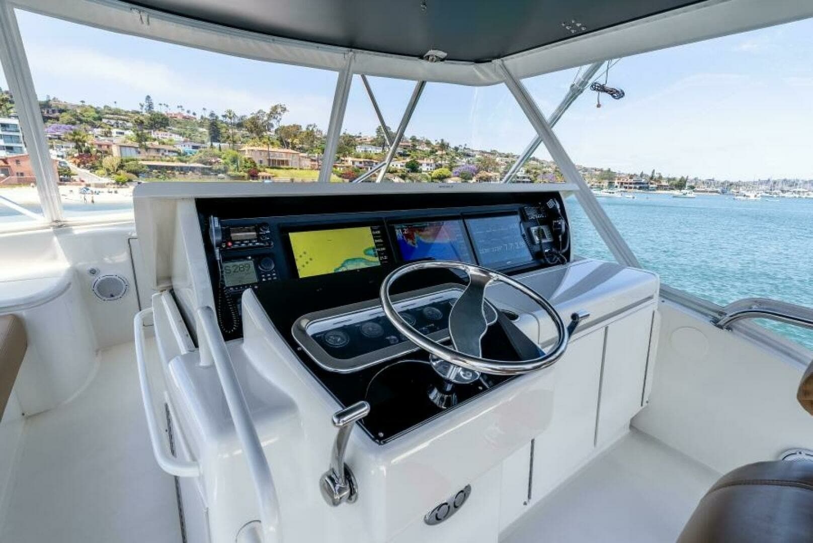 2004 Hatteras 54 Convertible 