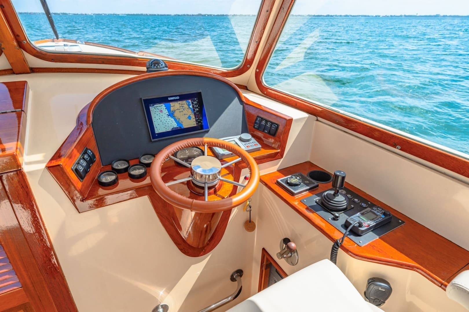 1998 36 Hinckley Picnic Boat 