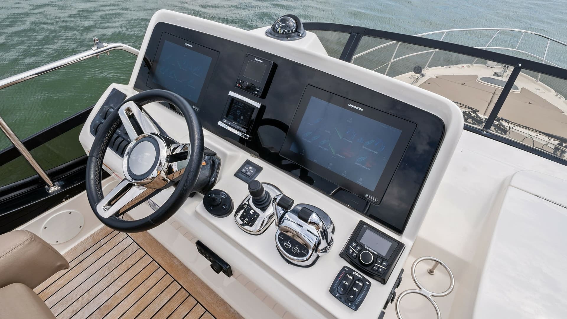 Flybridge Helm Station