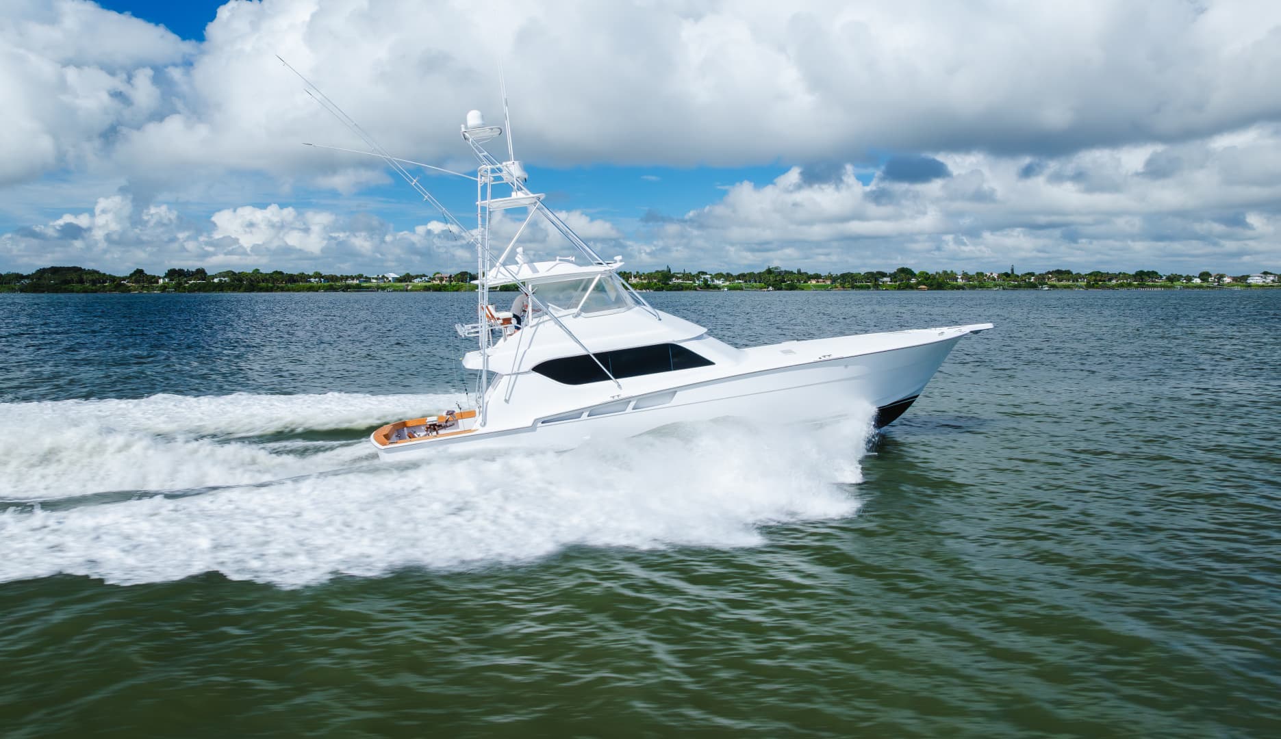 2005 Hatteras 60 Convertible