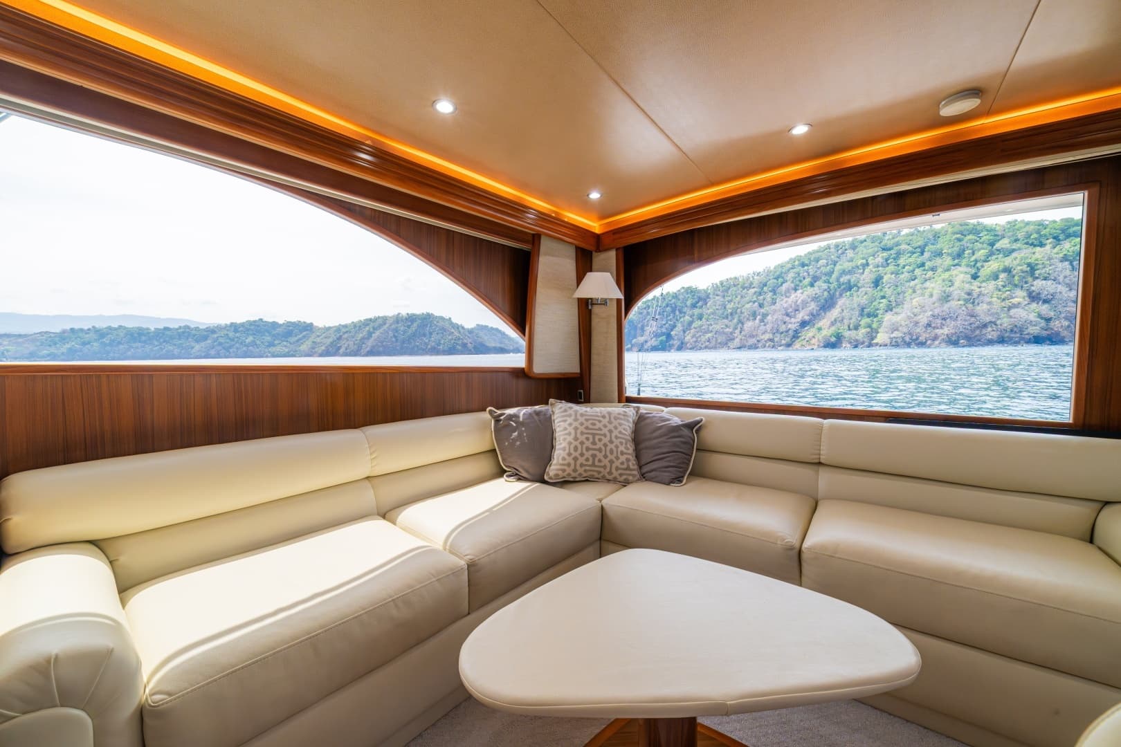 60 Viking Convertible 2012 "Contango"
