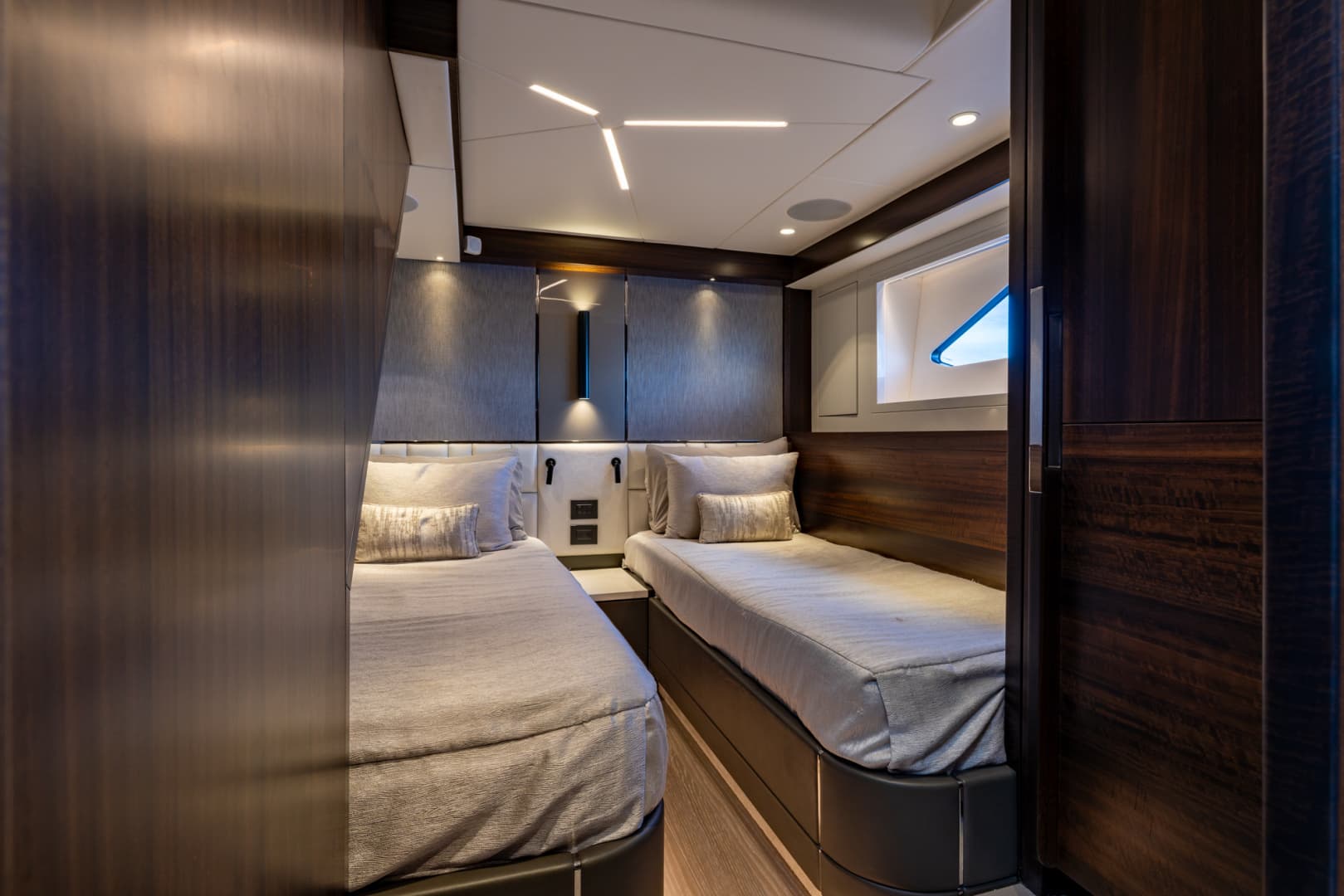 2022 Sunseeker Manhattan 68
