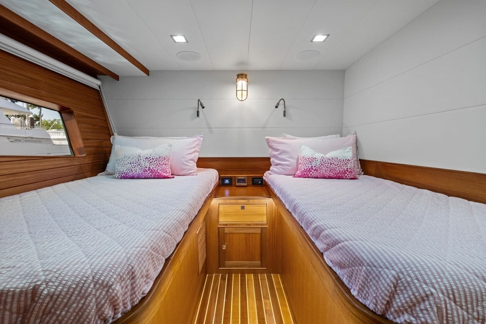 2024 Marlow 90 V - Artemis II