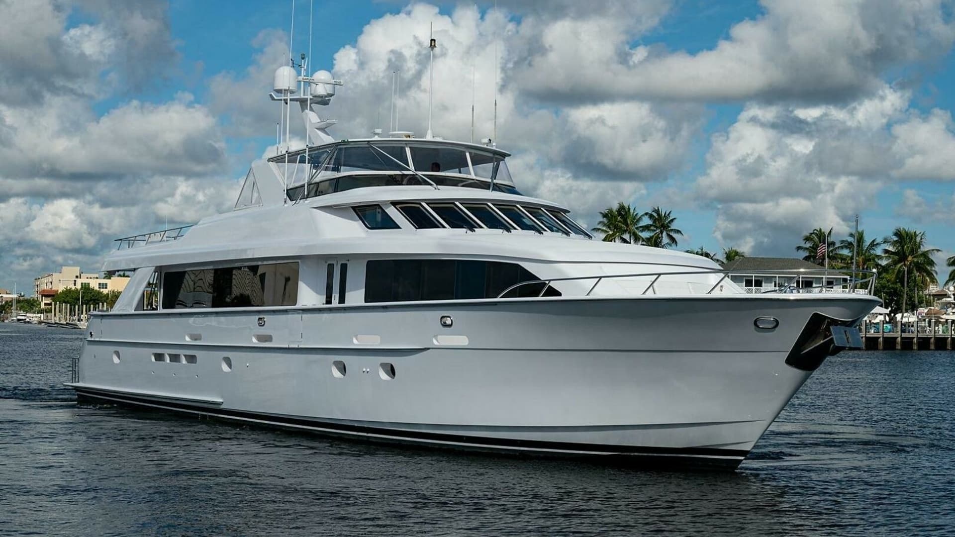 Starboard View of Raised Pilothouse
