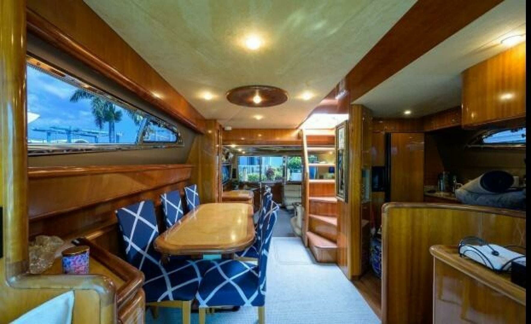 2000 Ferretti Yachts 72 Motoryacht - "BELLA": Elegant Dining Area with Seating