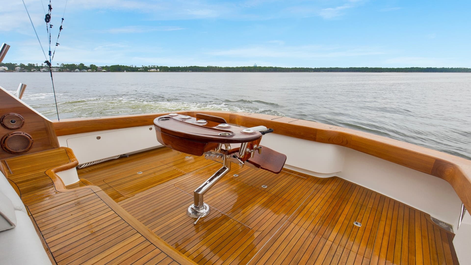 2020 68 Viking Convertible Gunpowder Deck (13)