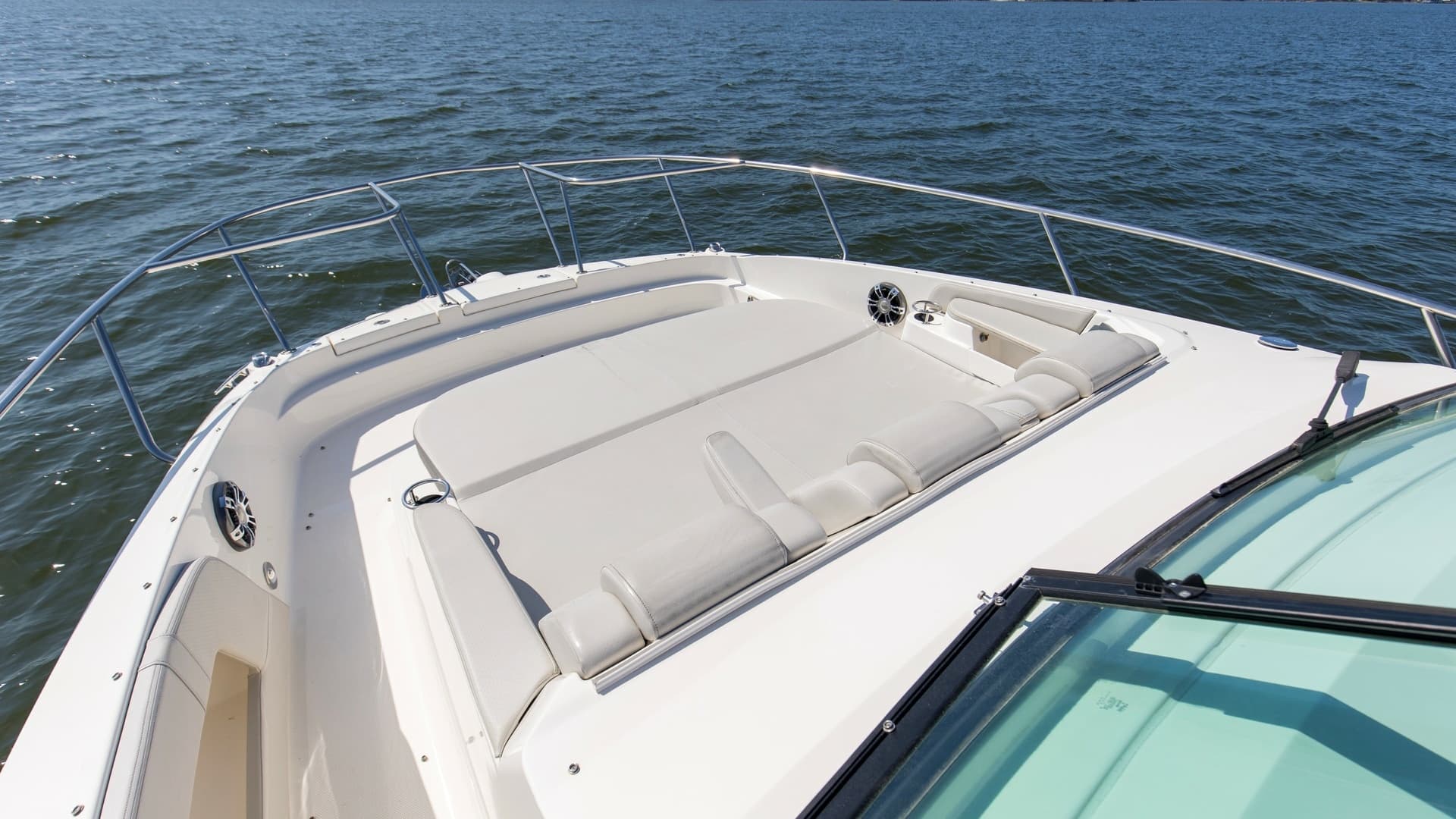 2022 32 Sea Ray 320 Sundancer OB Raya Sunshine (9)