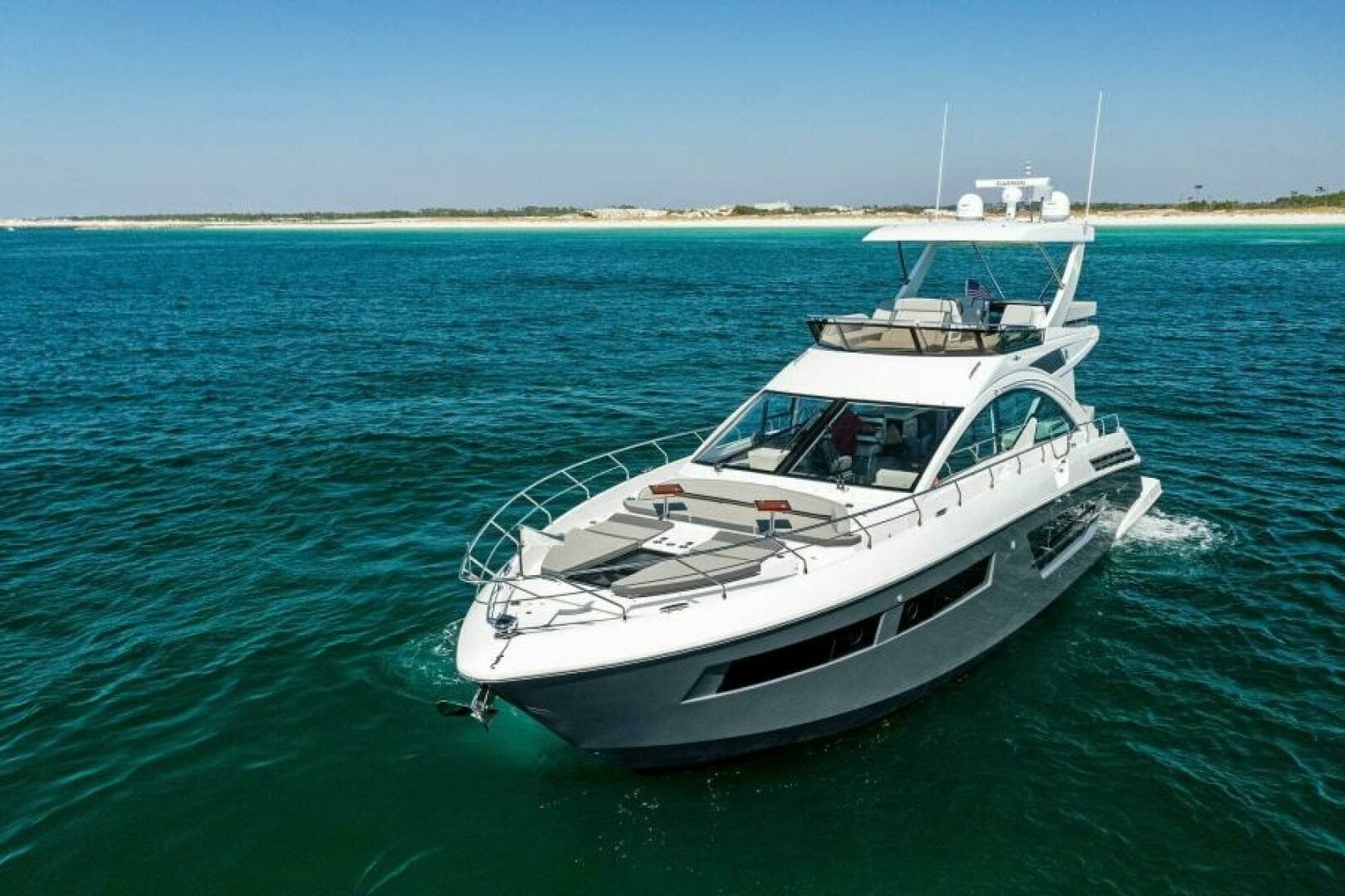 2023 Cruisers Yachts 60 Cantius Fly- Port Bow