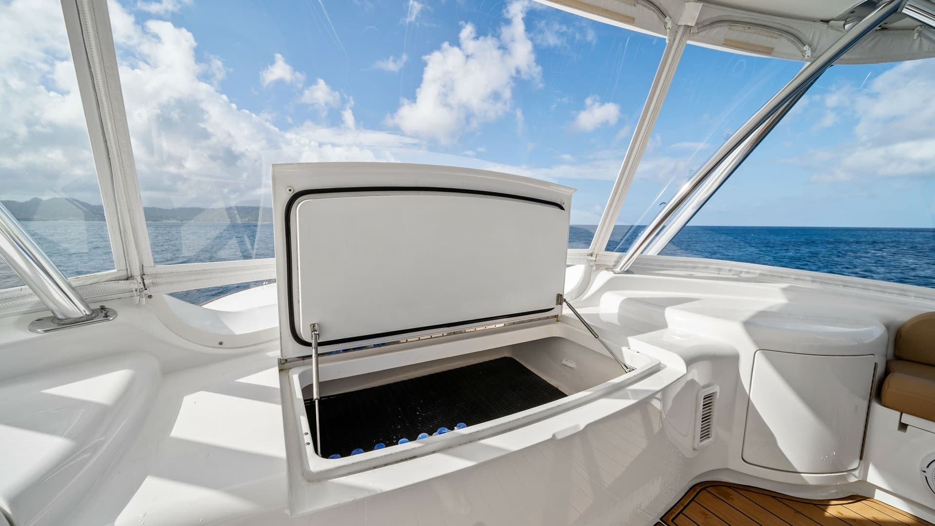 Flybridge Ice Maker Compartment