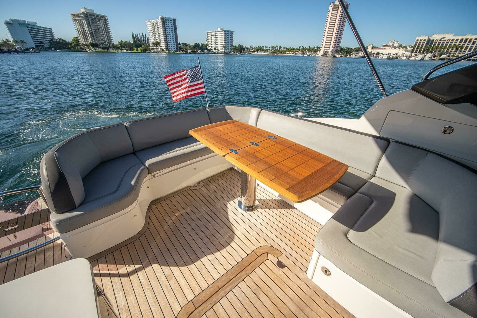 2016 Princess V48