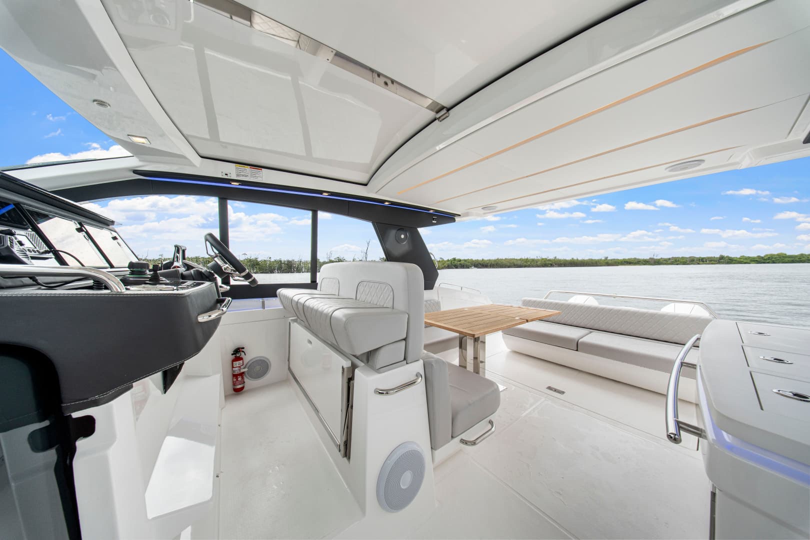 2025 Schaefer 375 HT
