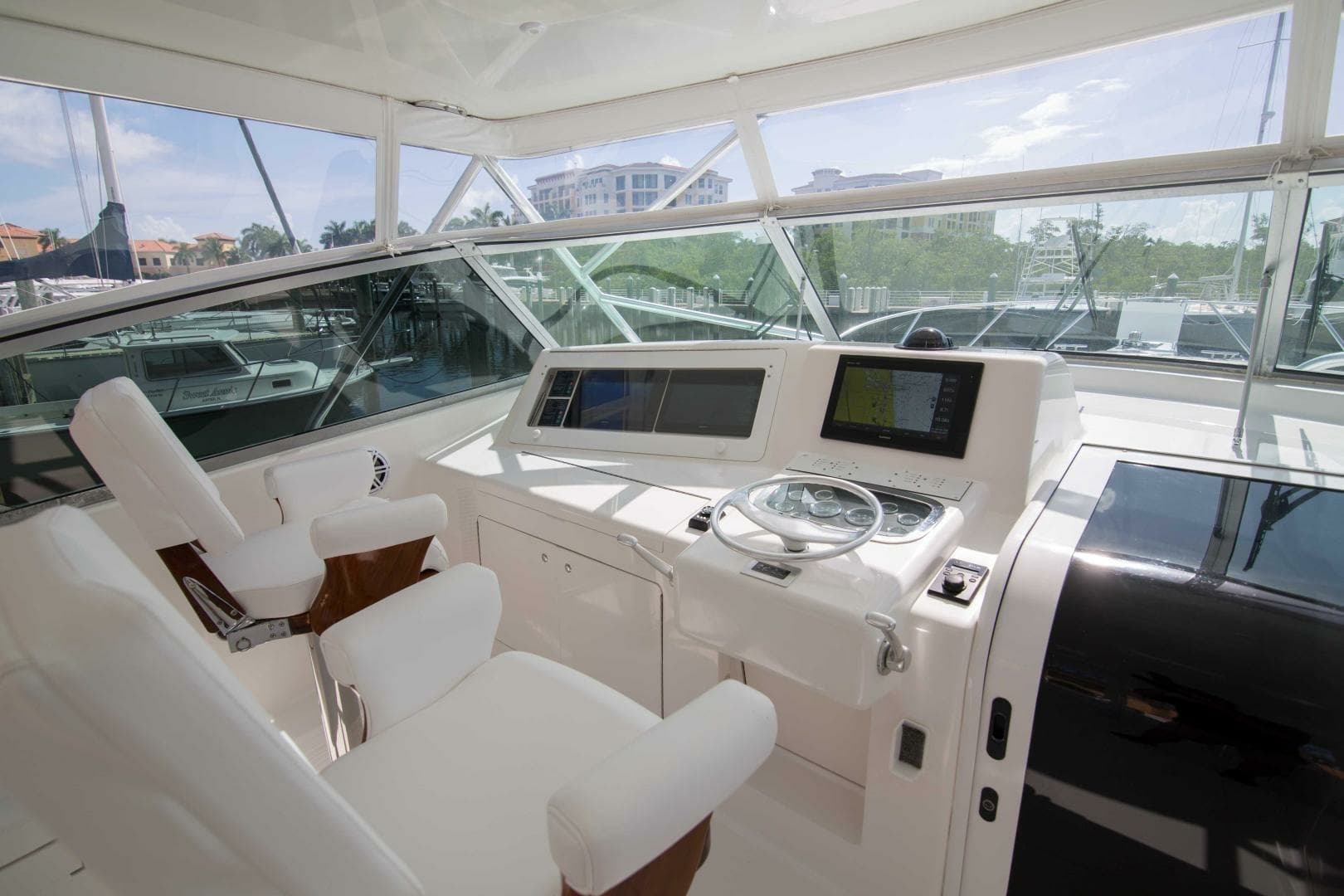Viking 50 - Tiger Six - Helm