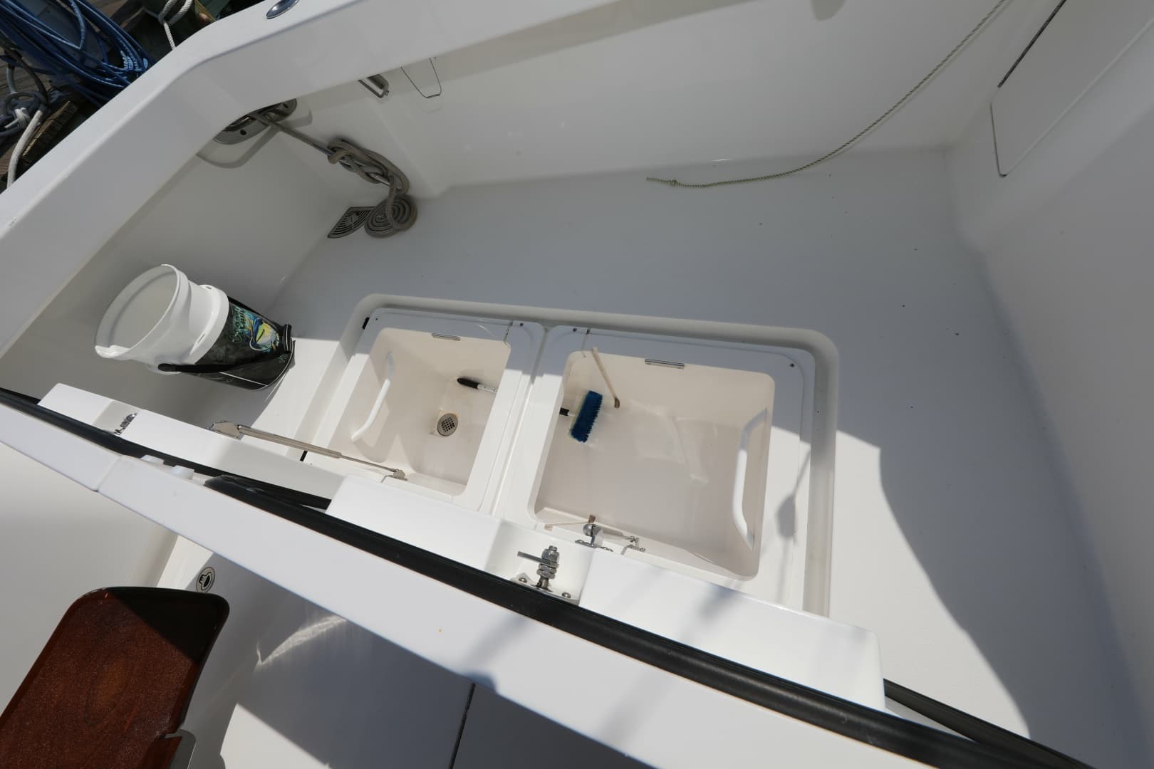 2023 Viking 54 Convertible