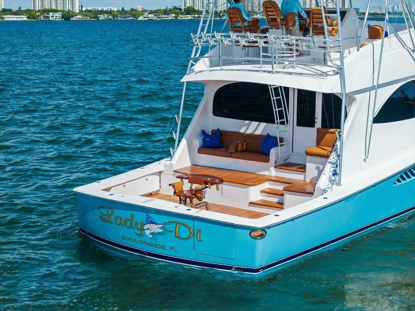 2012 82 Viking Convertible - Lady Di