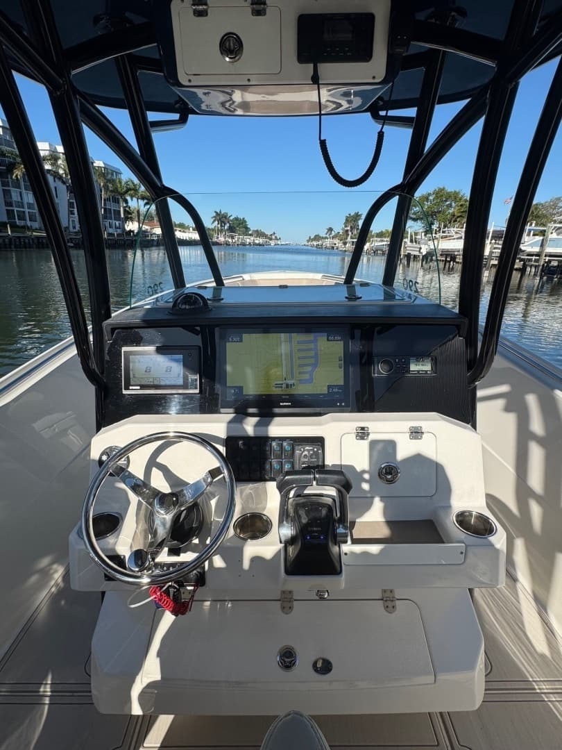 2021 Sailfish 290 CC