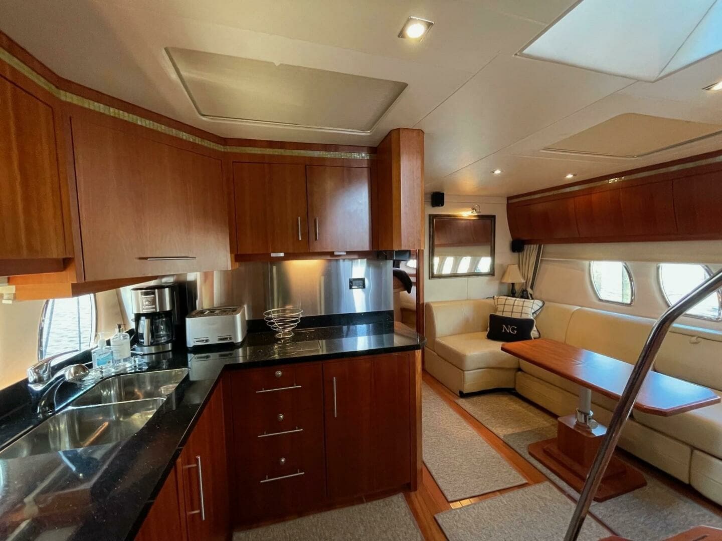Regal 52 Sport Coupe - Galley