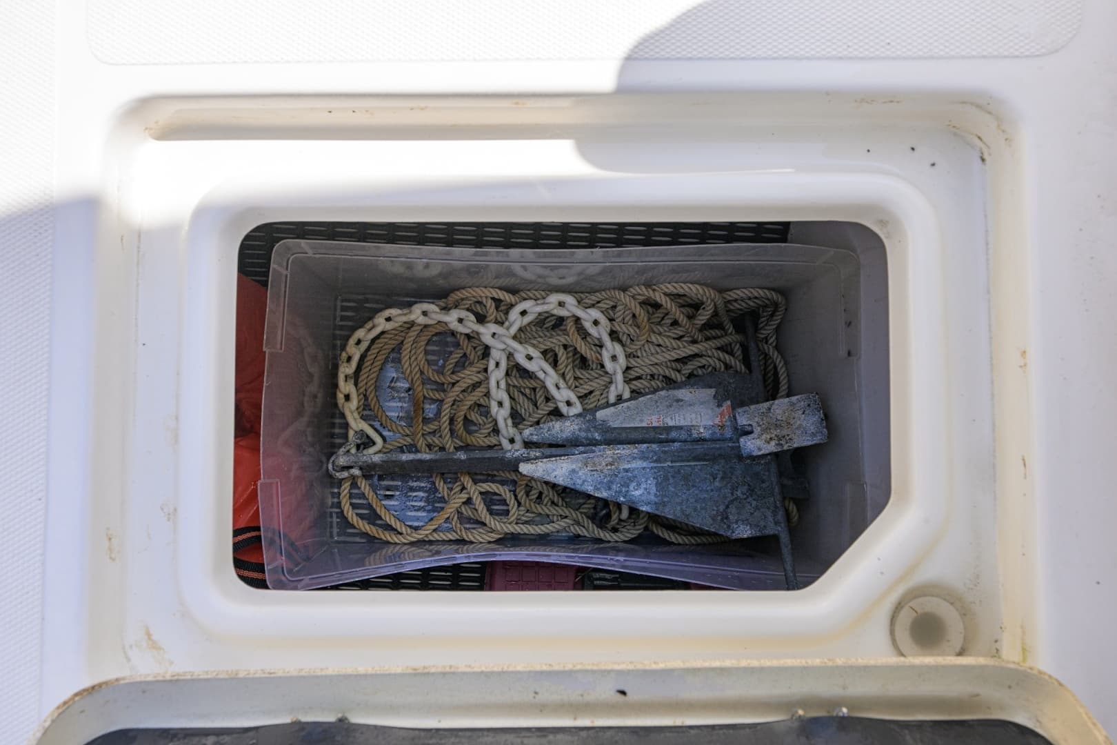 NauticStar 28 - Anchor Locker