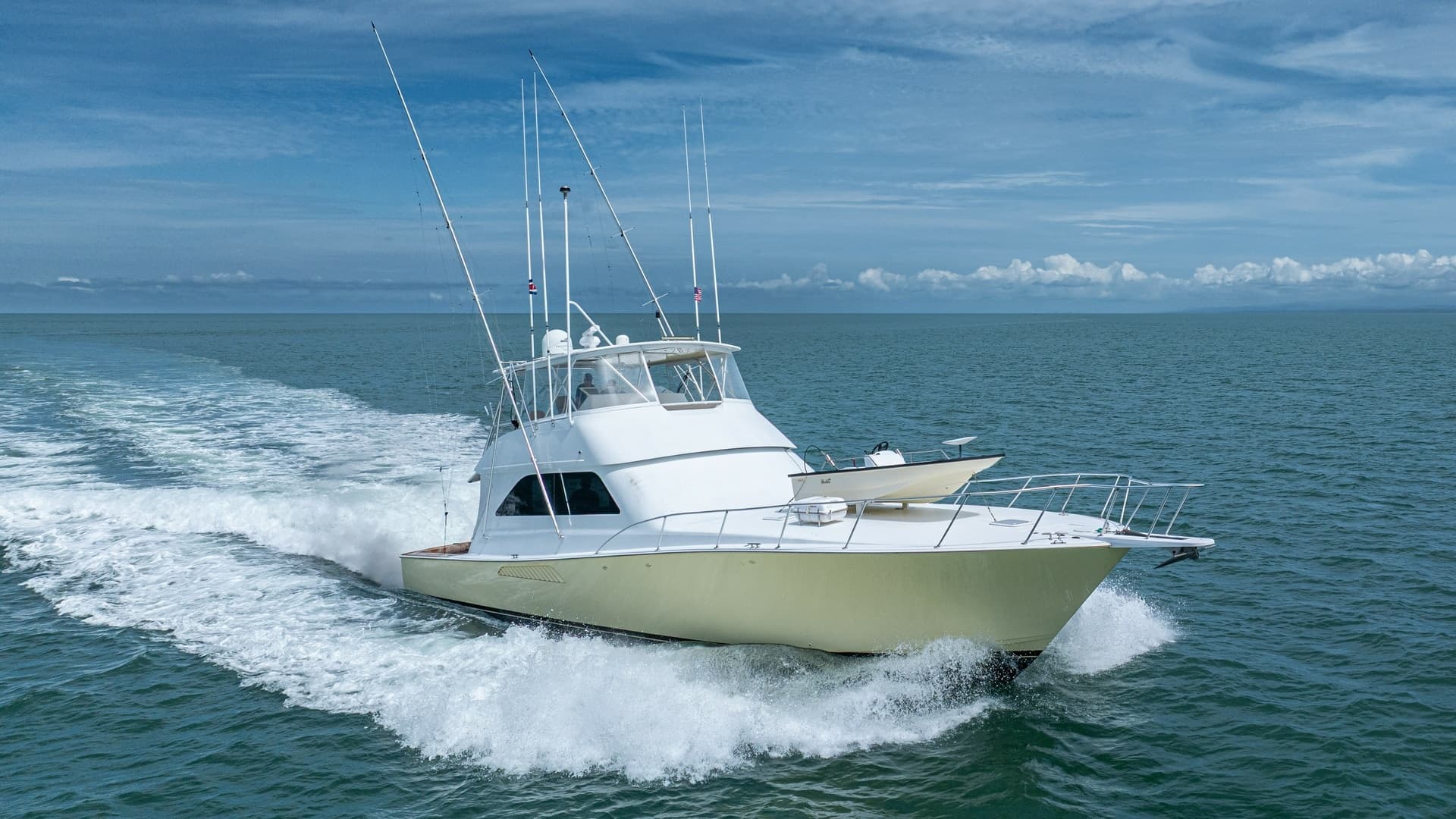 Bow View in Open Water 2002 Viking 61 Convertible