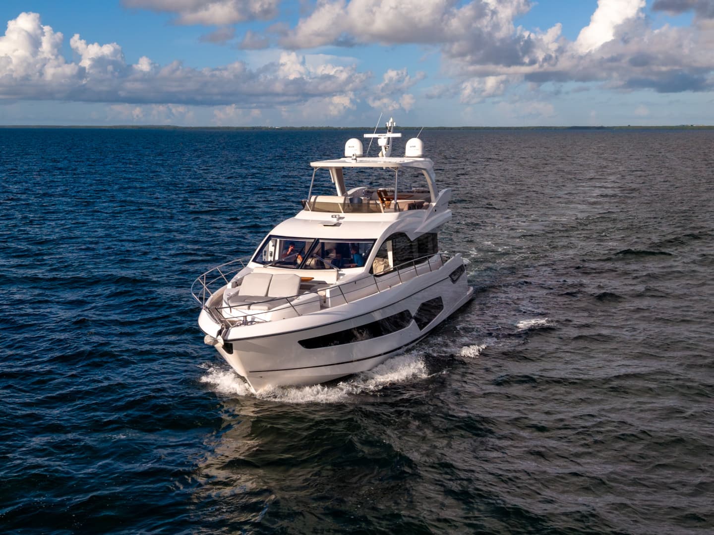 2022 Sunseeker Manhattan 68