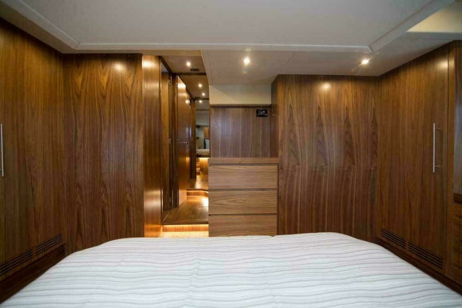 2019 Sundeck Yachts 580 Sport