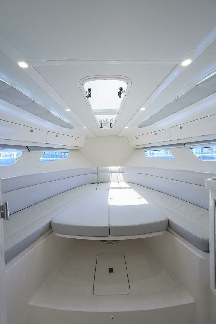 Intrepid 41 - Forward Berth