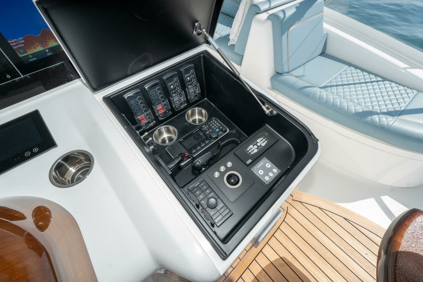 2025 Viking 90C "Zatara" 