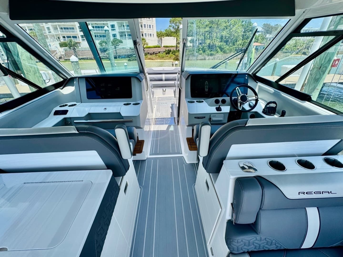 2025 Regal LS36-