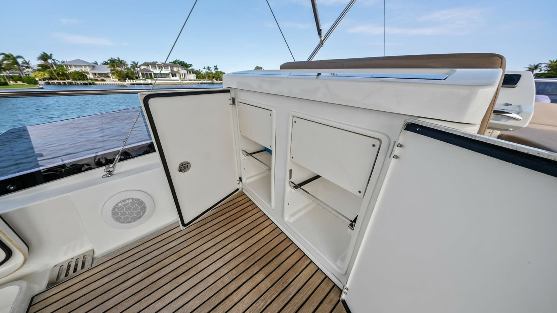 2015 Prestige 550 'Legacy'
