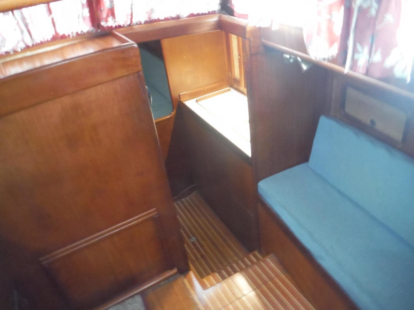 1980 Corbin 39 Aft Cockpit Cutter
