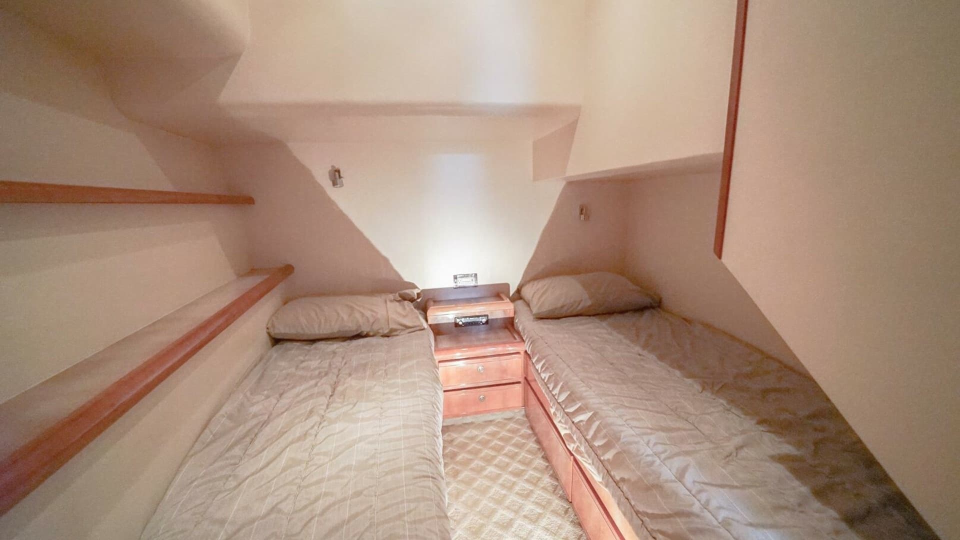 2007 Bertram 51 Convertible Smoker II