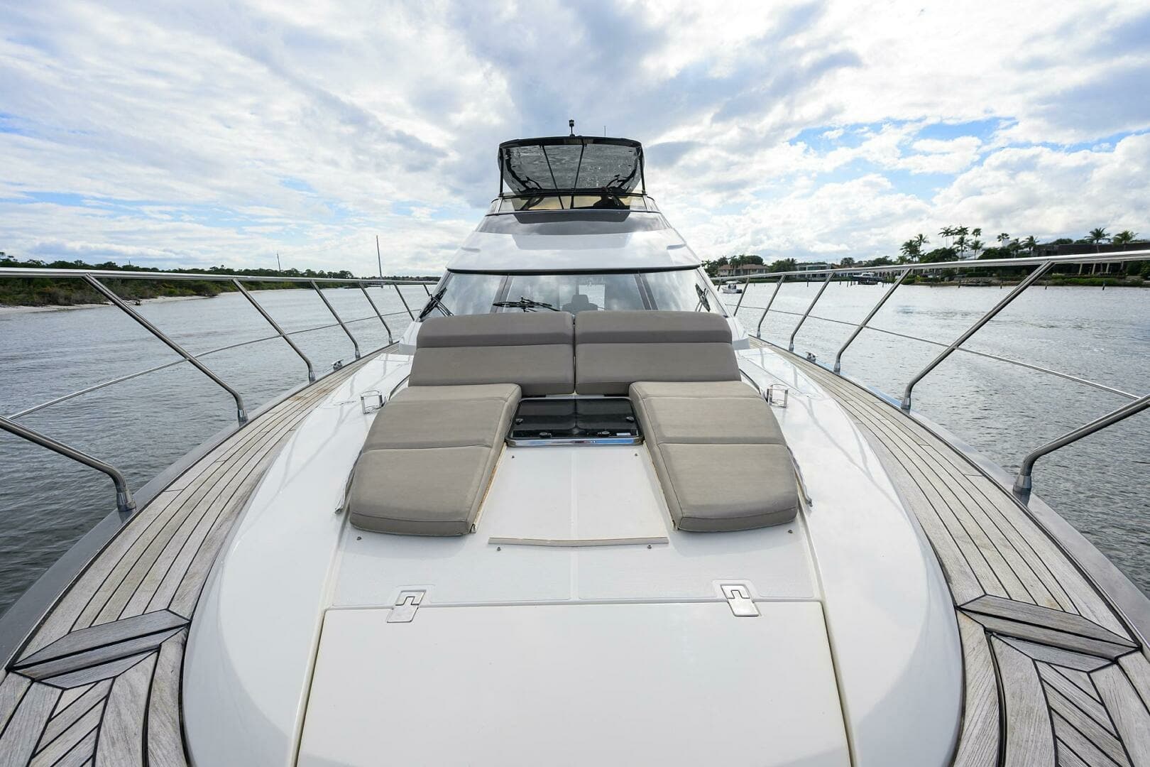Marquis 66 ANDIAMO - Bow