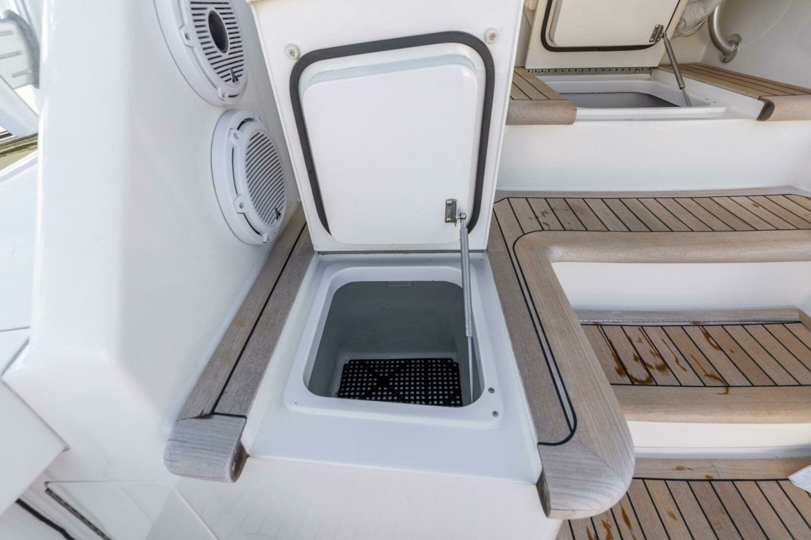 2013 Viking 76 Convertible- REEL FIRE- Cockpit Storage