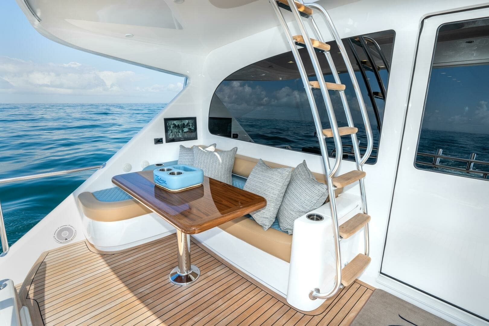 2025 Viking 90C "Zatara" 