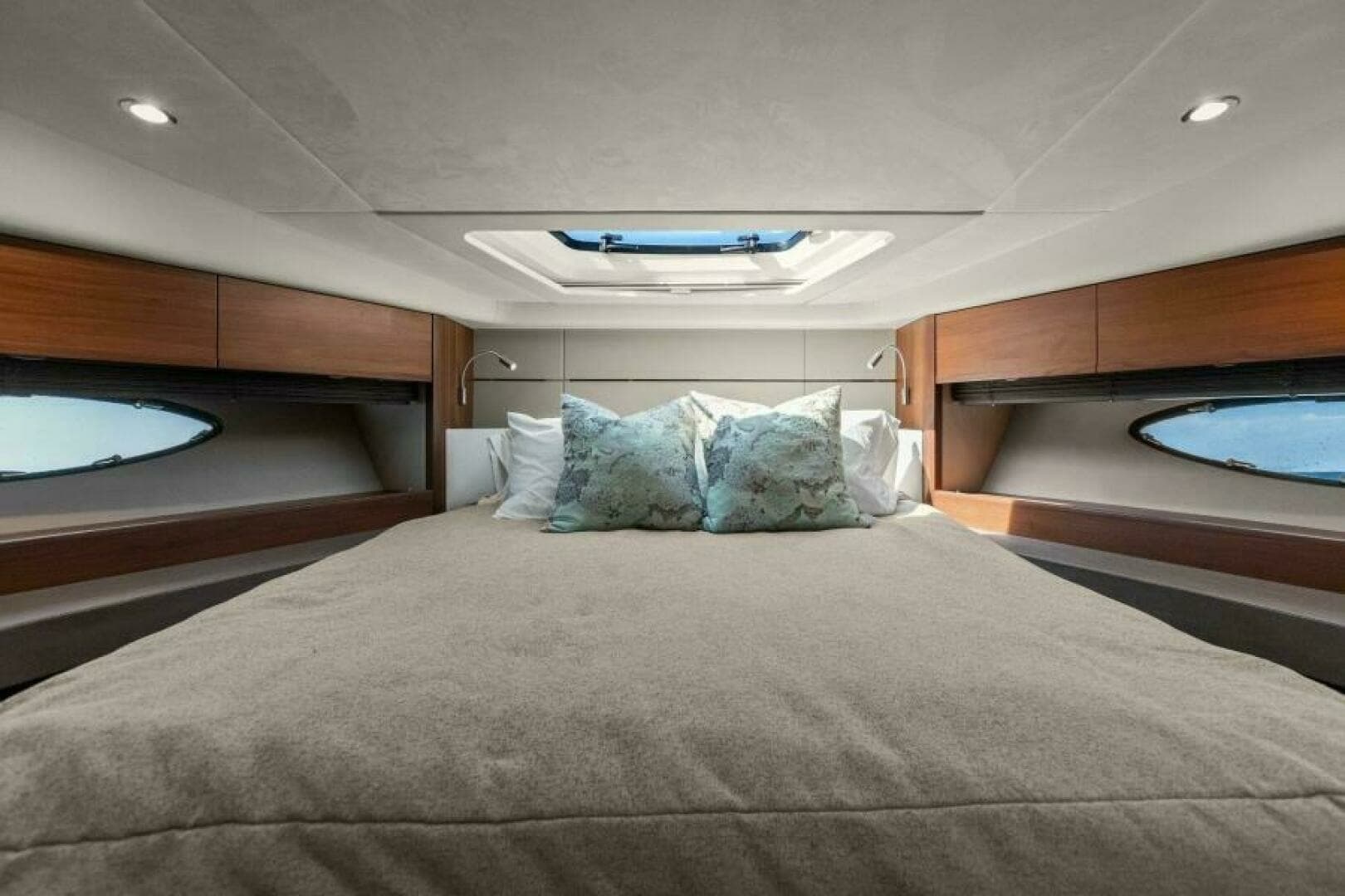 2016 60 Princess Flybridge - Princess Rose Too - 
