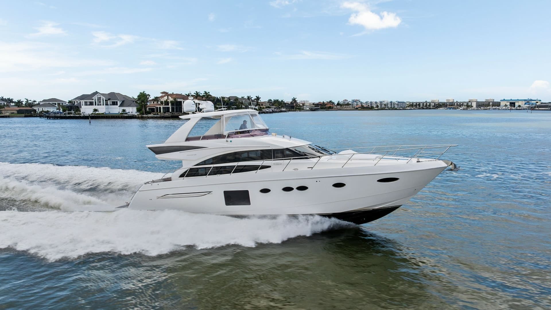 Elegant Flybridge Exterior in Motion