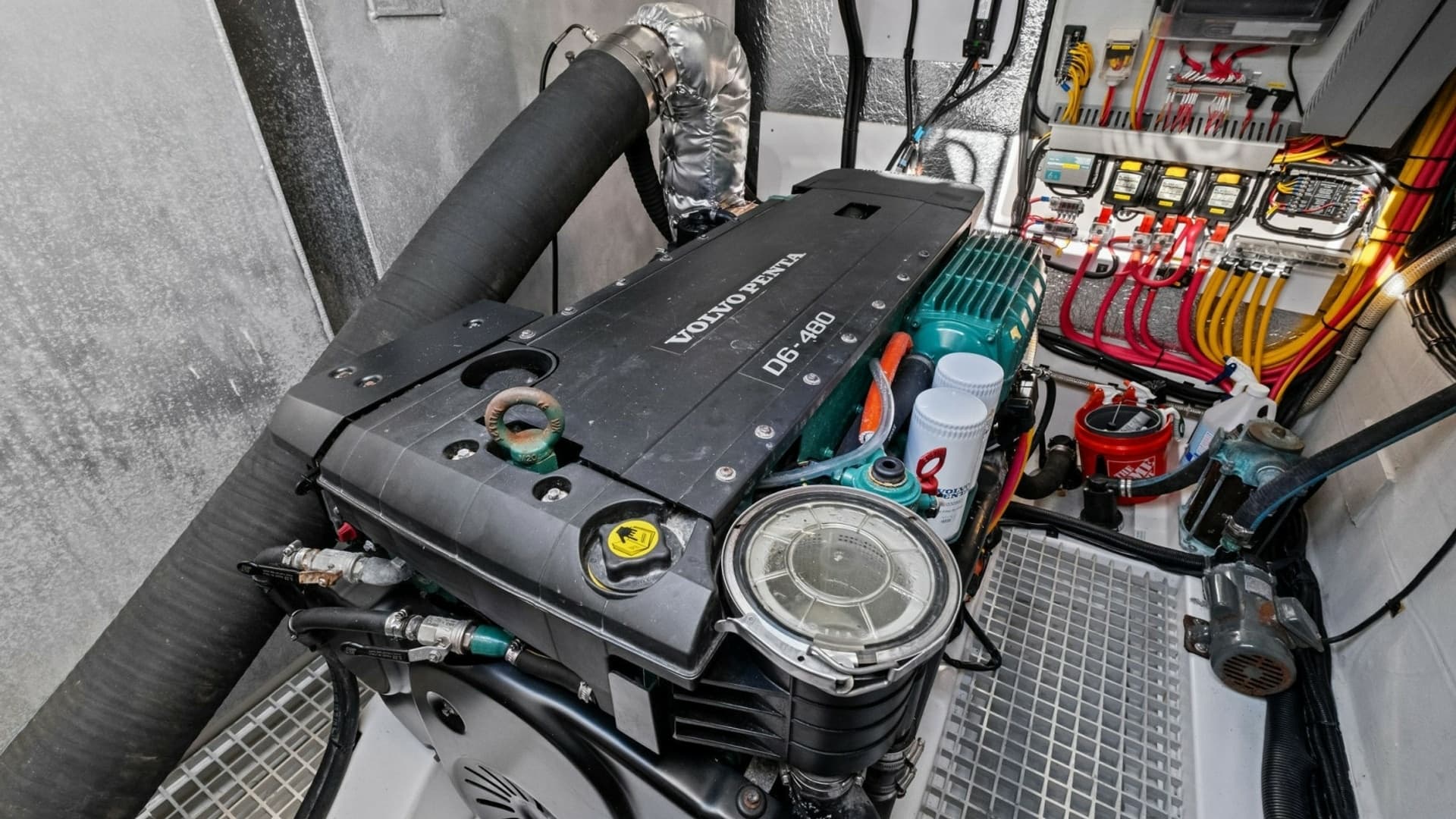 2022 54 Aquila Powercat 'Remarkable I'