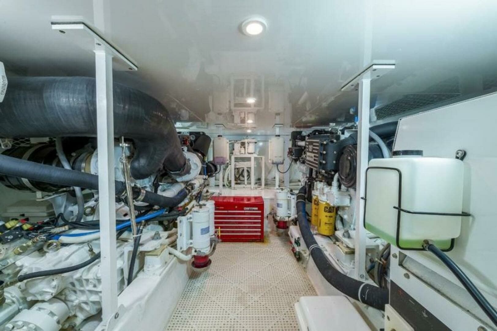 Post 53 - Ros Lyn - Engine Room