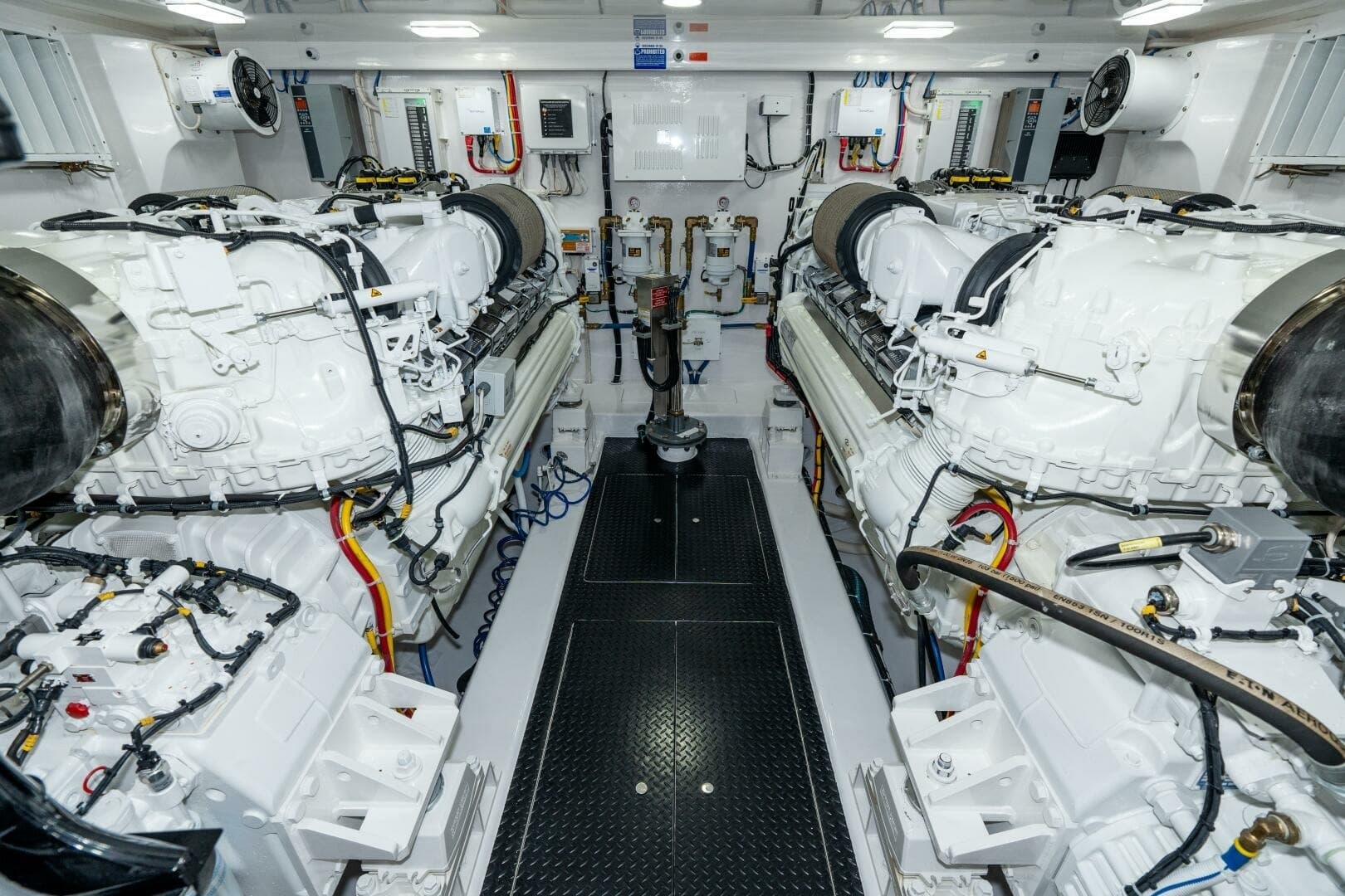 2025 Viking 90C "Zatara" 