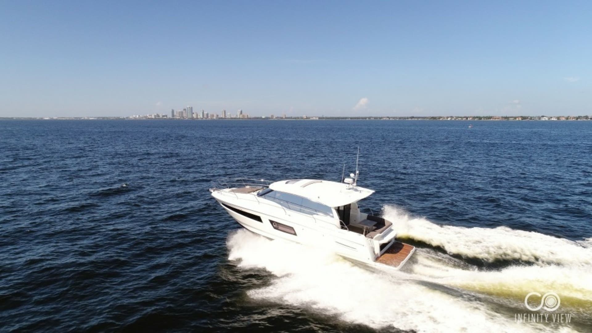 2018 Prestige 460 S