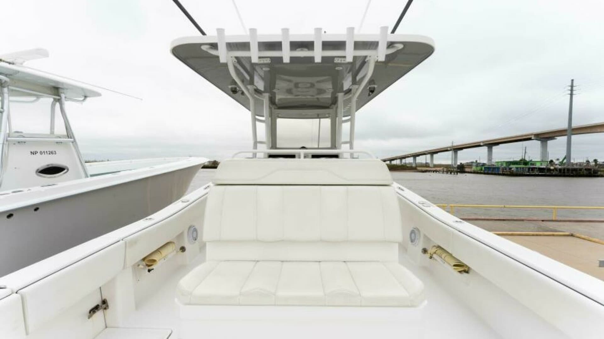 2019 Invincible 39 Open