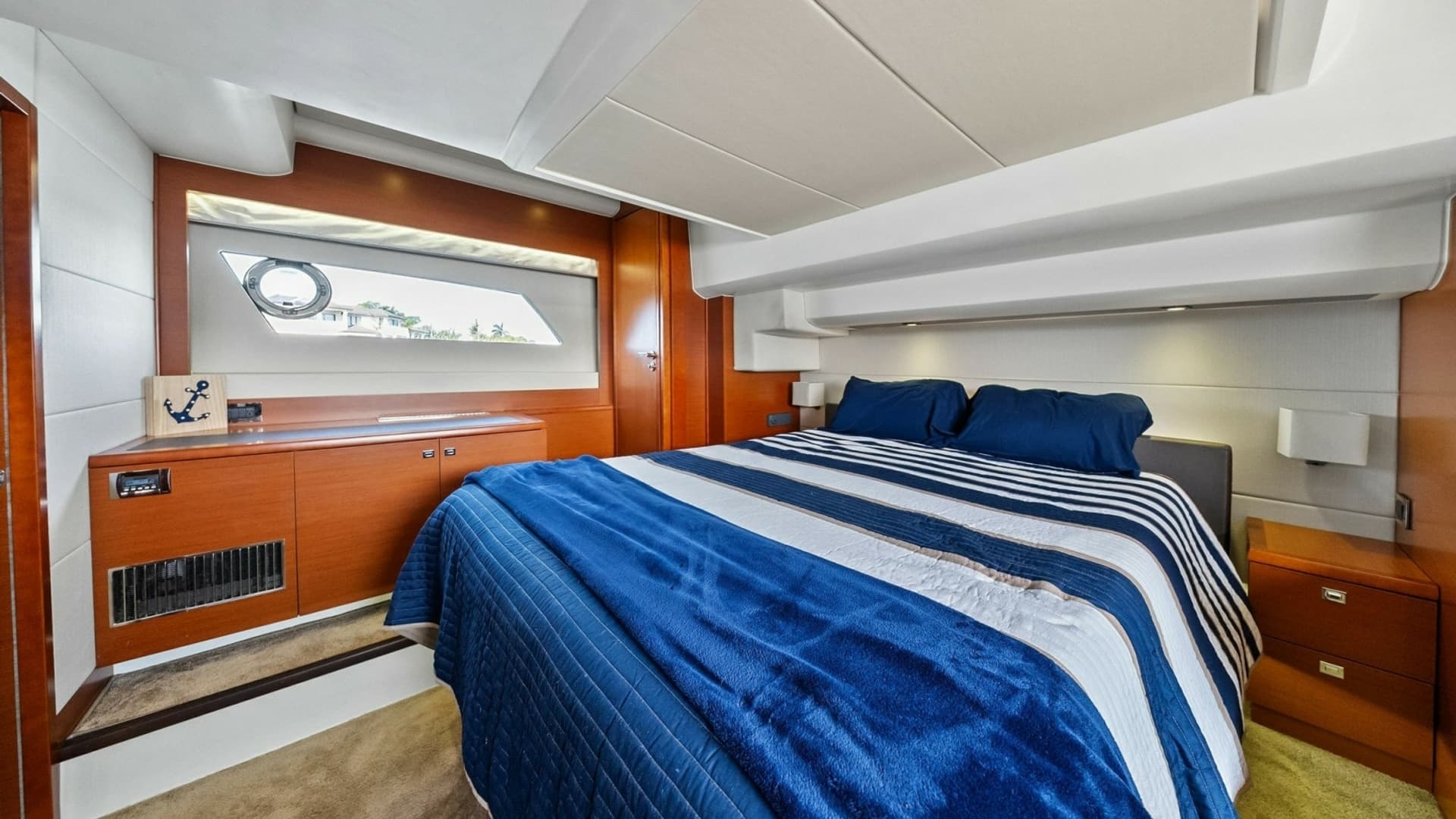 2015 Prestige 550 'Legacy'
