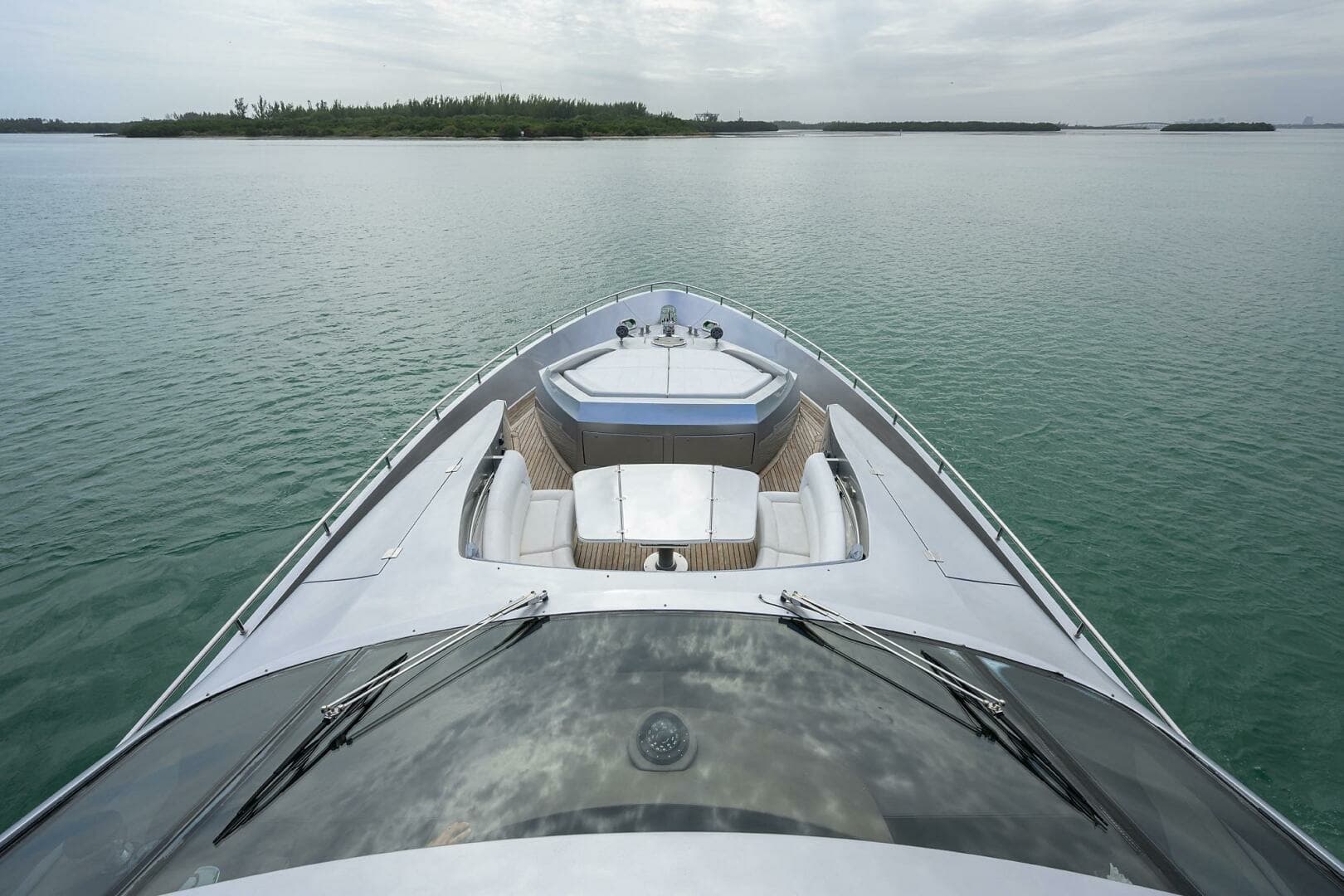 2009 Pershing 90 Express