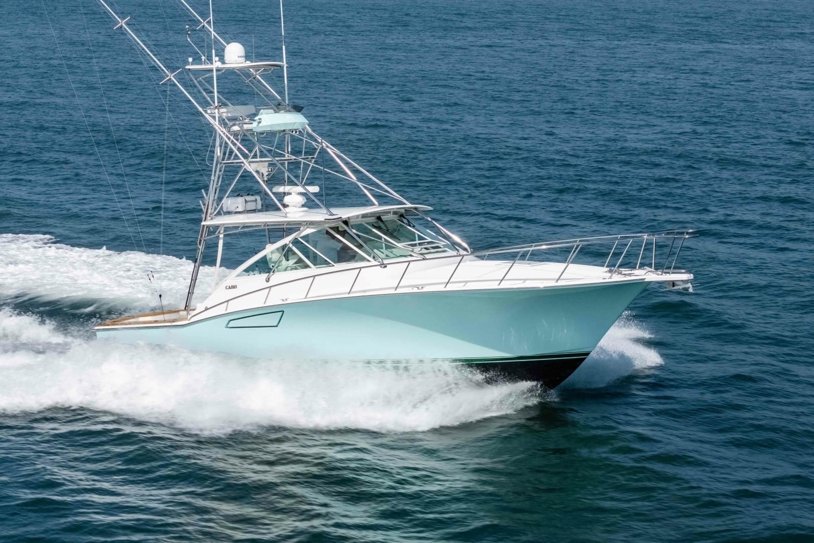2005 Cabo 40 Express "El Patron"