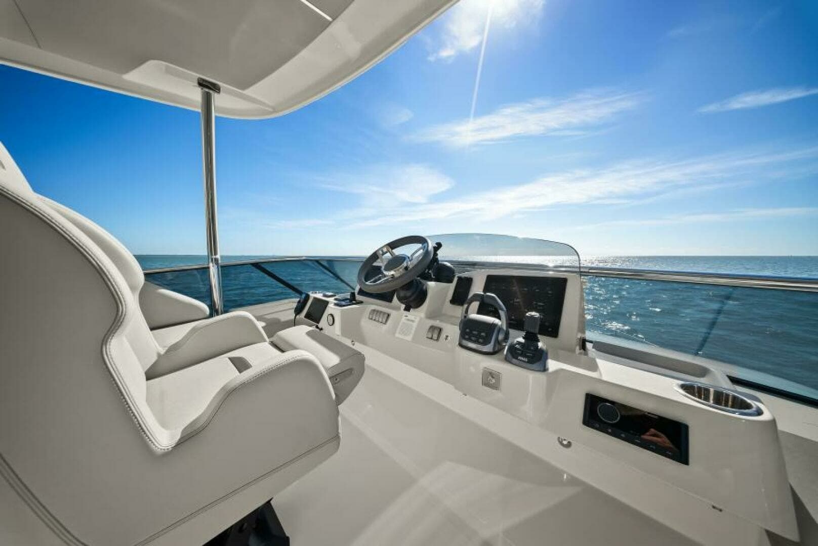 2025 Absolute Navetta 53