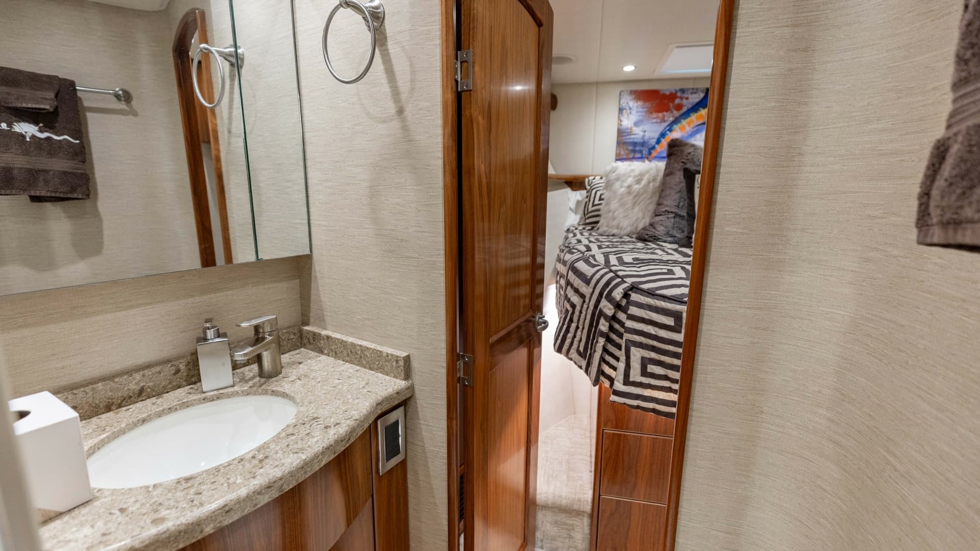 Guest Cabin and Ensuite