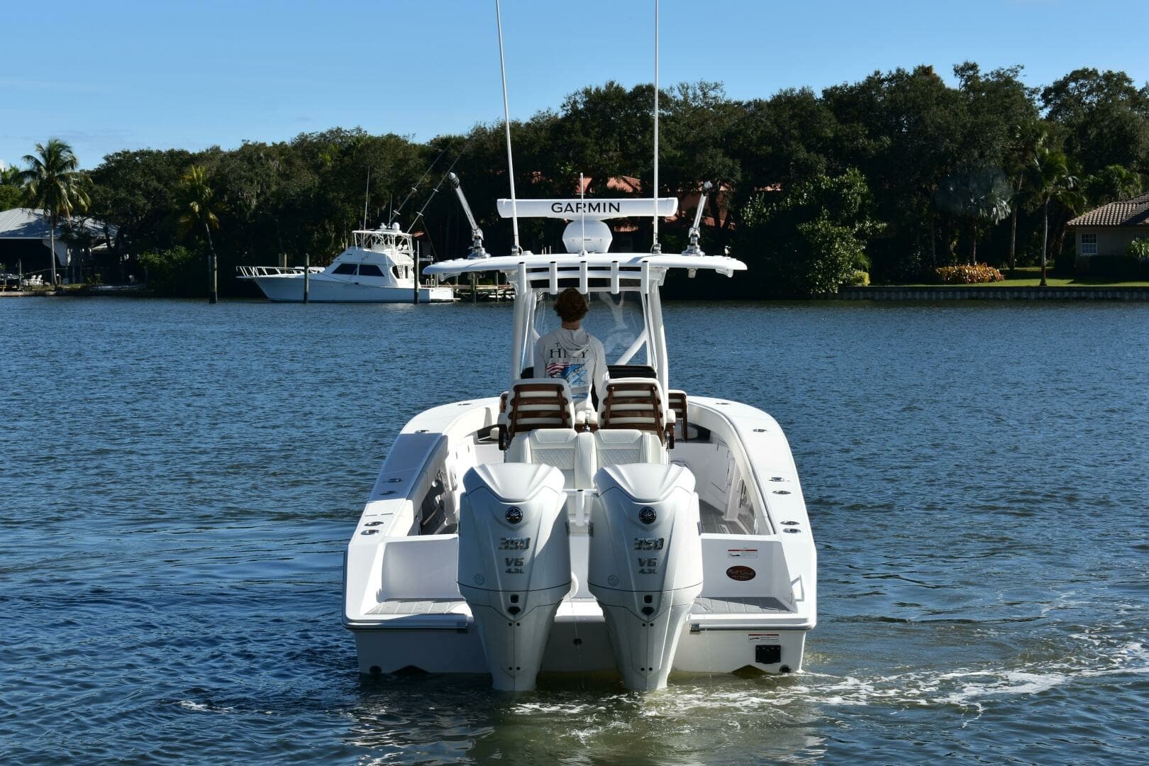 2025 32 - FULL CIRCLE - Aft Profile
